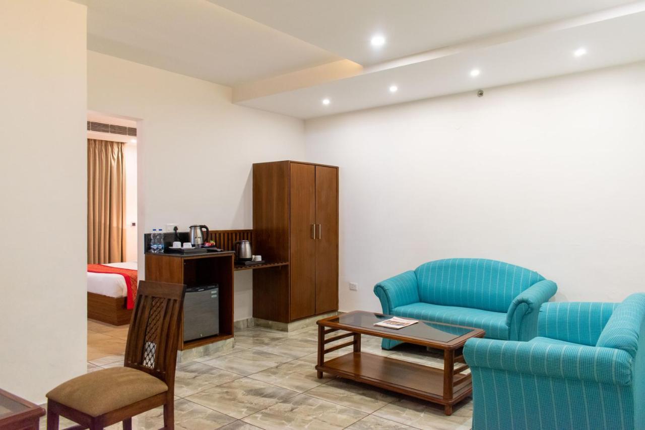 Grand Hotel Nawanshahr Nawashahr Exterior photo