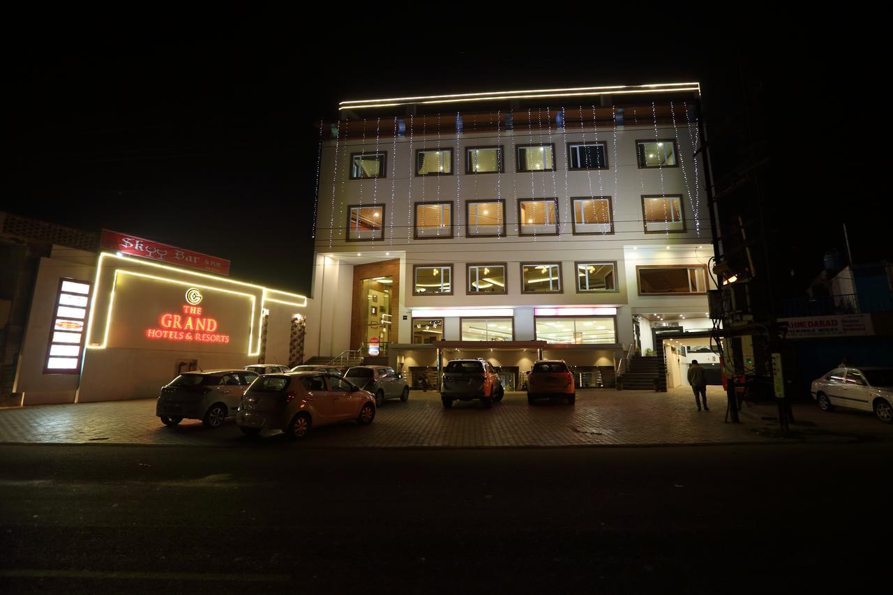 Grand Hotel Nawanshahr Nawashahr Exterior photo