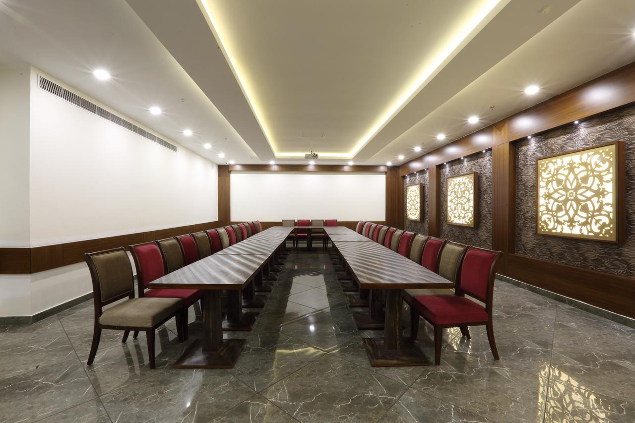 Grand Hotel Nawanshahr Nawashahr Exterior photo