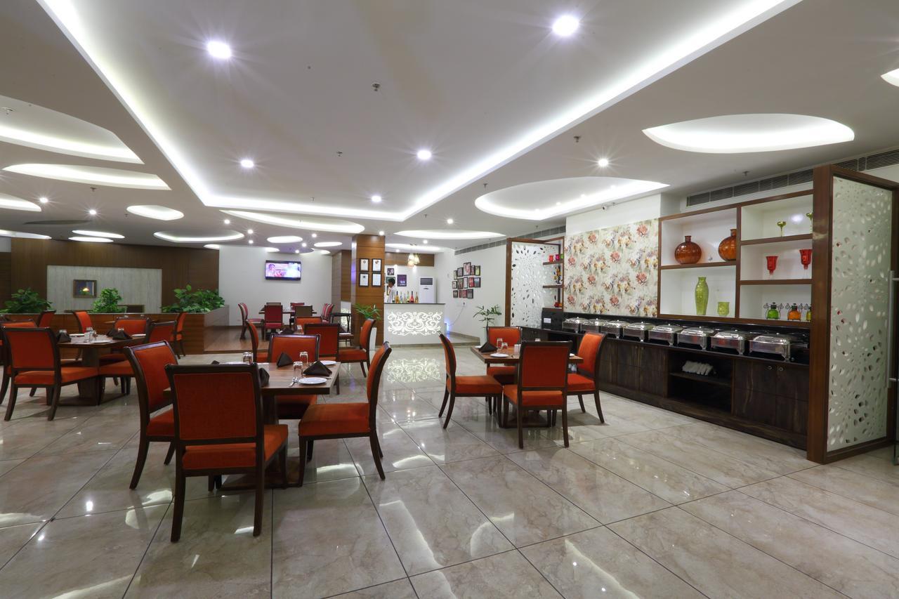 Grand Hotel Nawanshahr Nawashahr Exterior photo