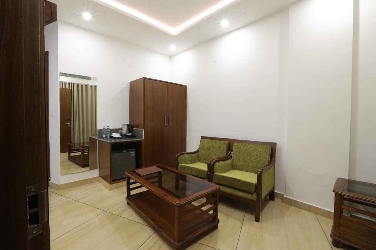 Grand Hotel Nawanshahr Nawashahr Exterior photo